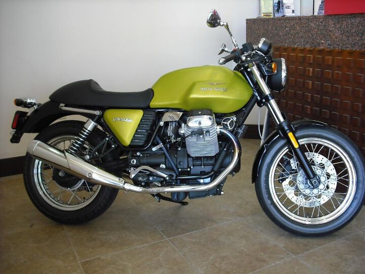 stock with low low miles new for 2010 the moto guzzi v7 caf