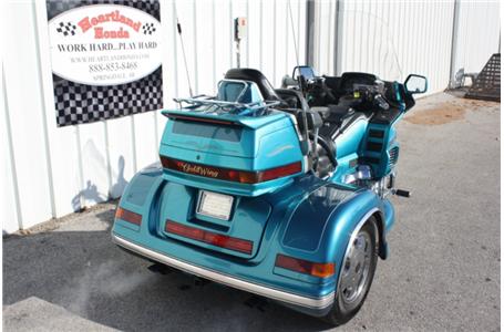beautiful trike and well taken care of this trike has seen alot of country and is