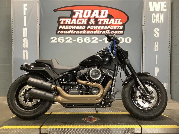 21st annual madness sale 1 owner only 1572 miles vance and hines exhaust led