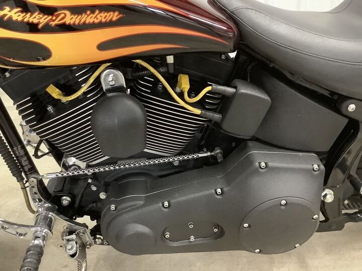 numbered paint set only 150 made vance and hines exhaust highflow upgraded
