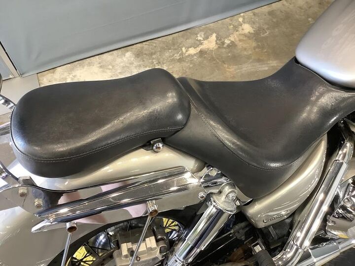 windshield backrest big power fuel injected cruiser we can ship this for