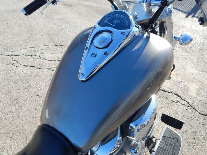 saddlebags ipod speakers new tires big power cruiser we can ship this