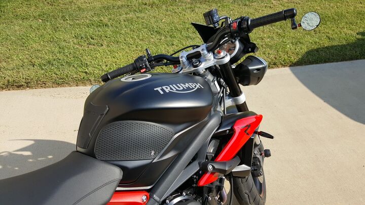 like new adult owned garage kept 2015 triumph street triple r abs