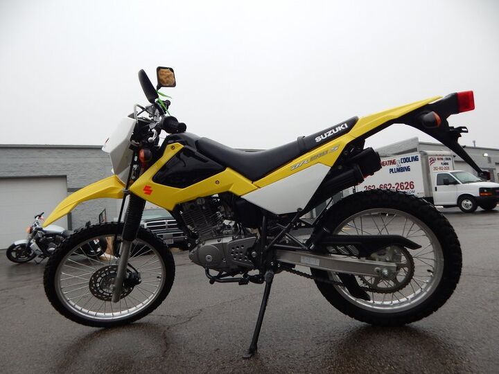 only 140 miles stock clean dual sport nubs still on the