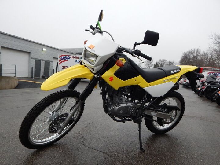 only 140 miles stock clean dual sport nubs still on the
