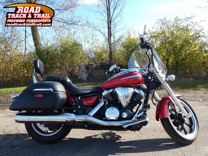 1 owner fuel injected factory loaded super low miles windshield backrest