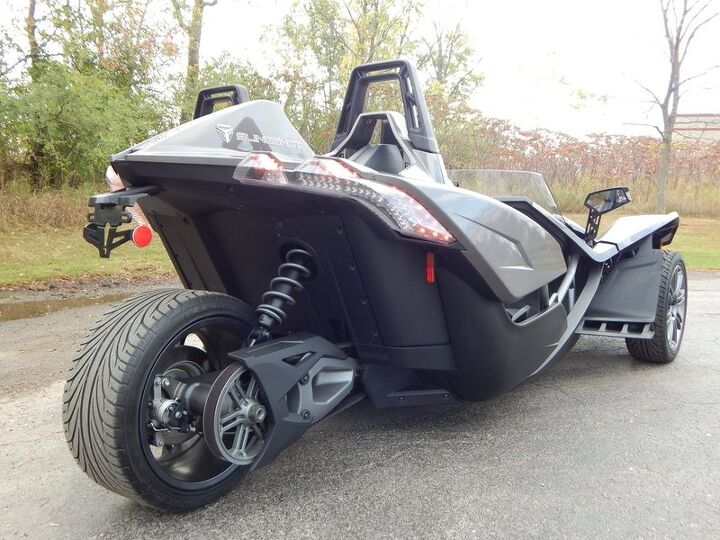 1 owner abs traction control 5 speed manual super clean 2015 polaris