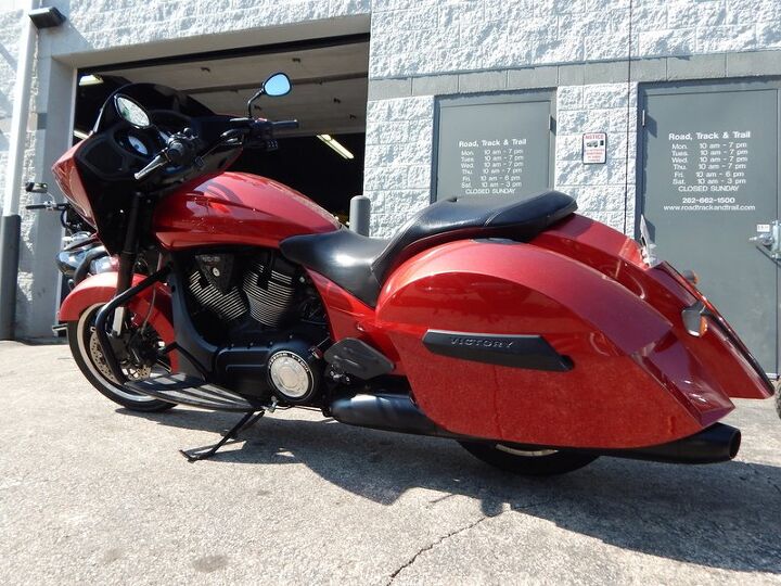 1 owner cruise control audio abs cool bagger we can ship this for 399