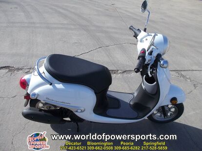 New 2016 HONDA METROPOLITAN 50  Owned by Our Decatur Store and Located in DECATUR. Give Our Sales Team a Call Today - or Fill Ou