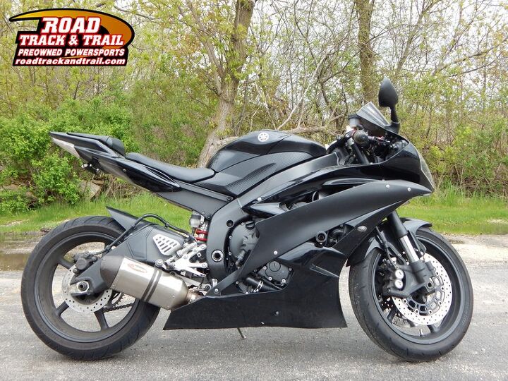 title states miles not actual new tires akrapovic exhaust frame sliders