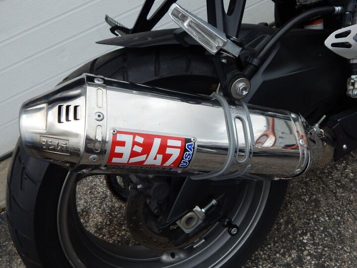 1 owner yoshimura exhaust super clean we can ship this for 399