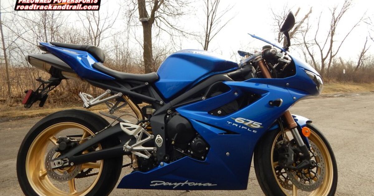 Présentation de la moto Triumph Daytona 675 R Présentation de la moto Triumph Daytona 675 R
