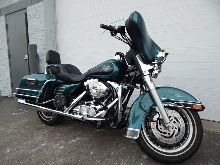 vance and hines exhaust backrest audio cool look we can ship this for