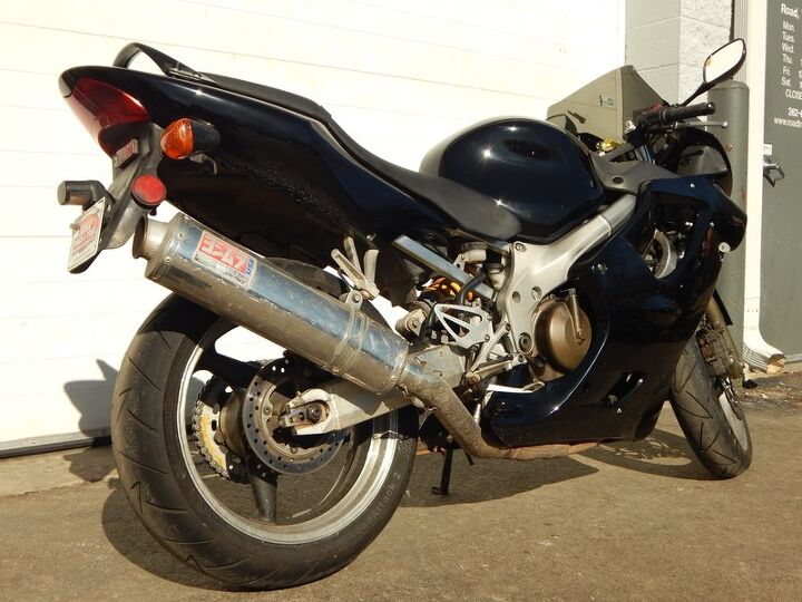 yoshimura exhaust fuel injected we can ship this for 399 anywhere in the