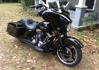 2011 Harley Davidson Street Glide 103ci & 6 Sp Screaming Eagle Pro Super Tuner Vance & Hines & More! ABS Security Cruise!