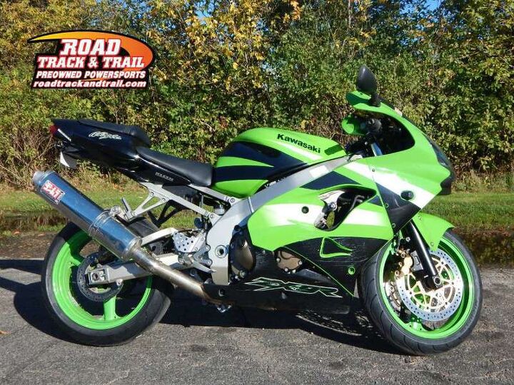 yoshimura exhaust led signals mean and green we can ship this for 399