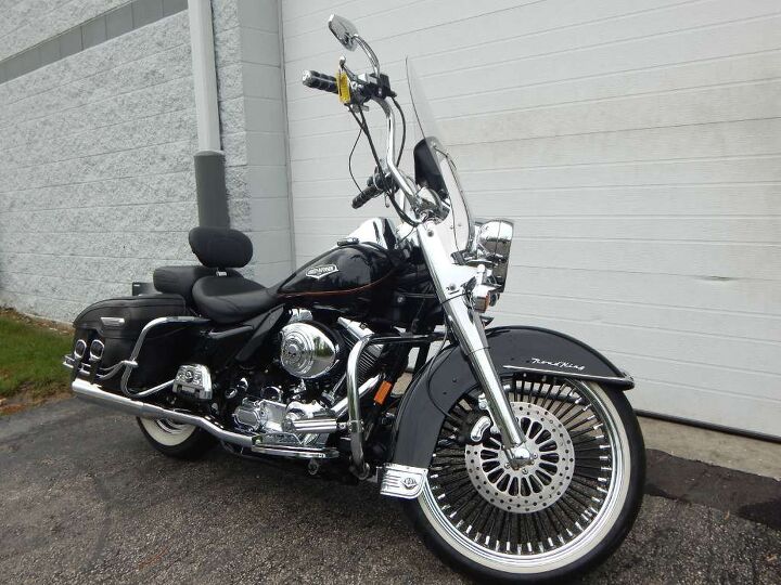 vance and hines true duals chrome boards chrome front end bag guards