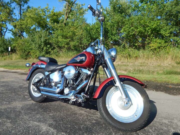 1 owner vance hines exhaust high flow hwy pegs big bars chrome controls