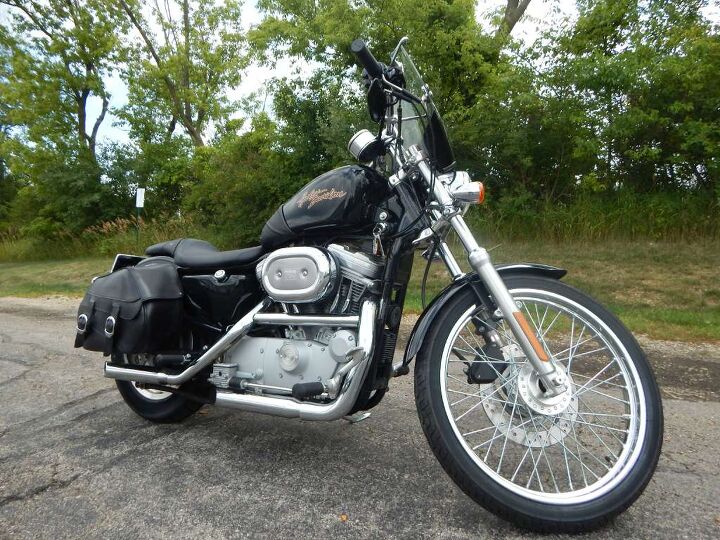 newer tires windshield hardmounted saddlebags pipes clean low
