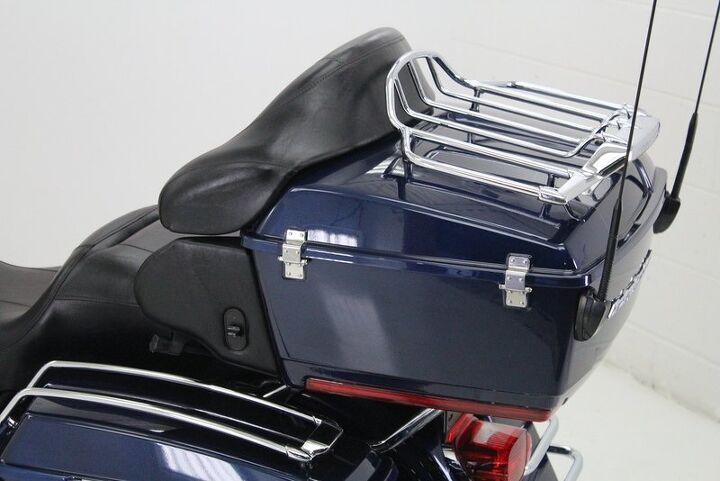 vance hines exhaust tinted windshield hard saddle bags luggage
