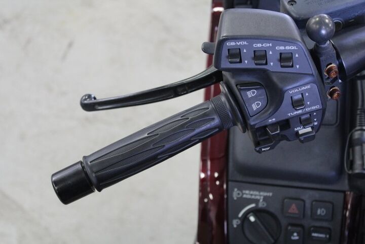 premium audio windshield hard saddle bags back rest engine
