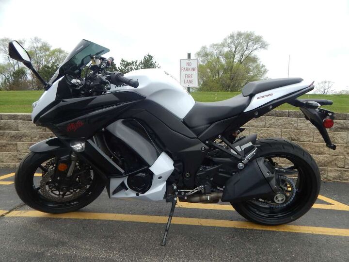 1 owner stock clean big power www roadtrackandtrail com we can ship this