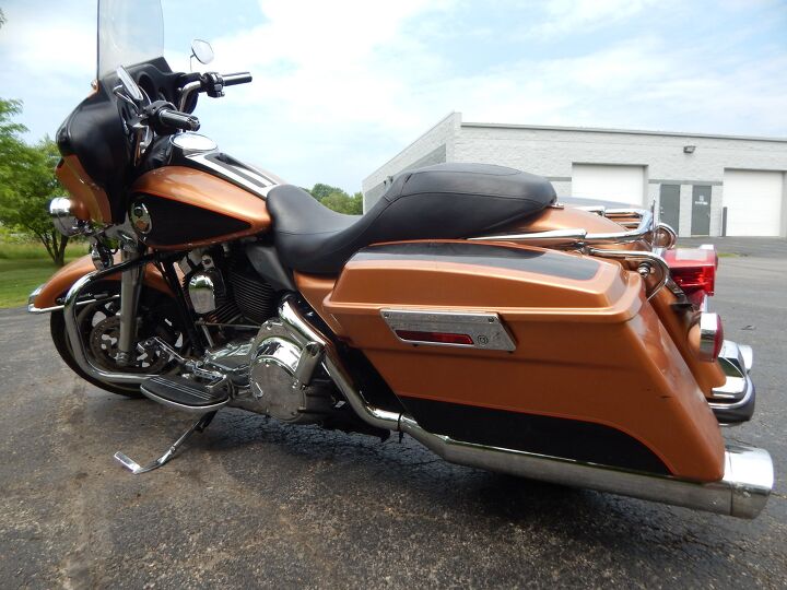 street glide look abs security jvc audio vance hines monster ovals