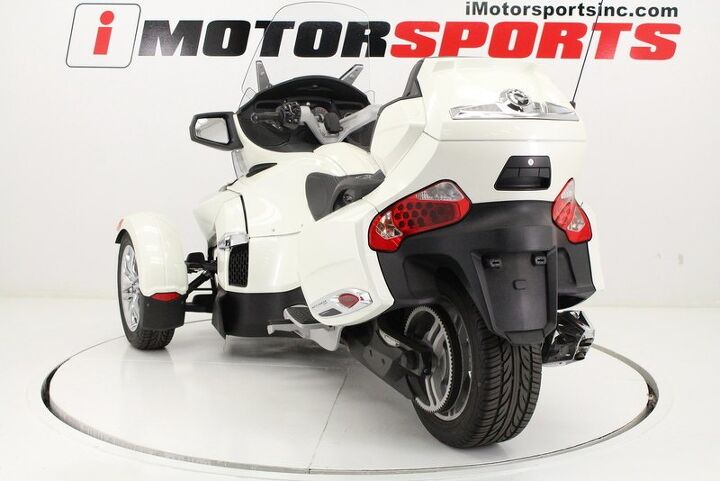only 7241 miles windshield 2012 can am syder rt s se5