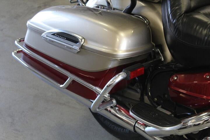 upgraded grips hard saddle bags luggage rack windshield engine