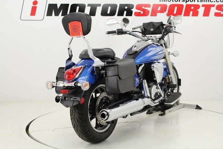 only 3332 miles midnight star edition passenger back rest leather saddle