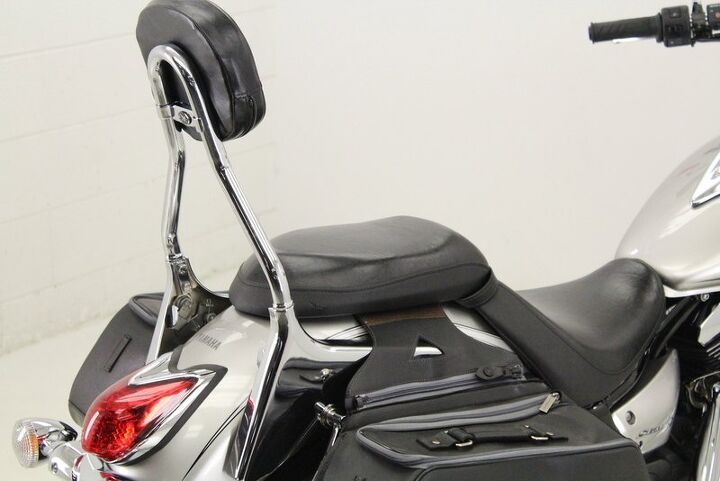 leather saddle bags passenger back rest engine guard floor