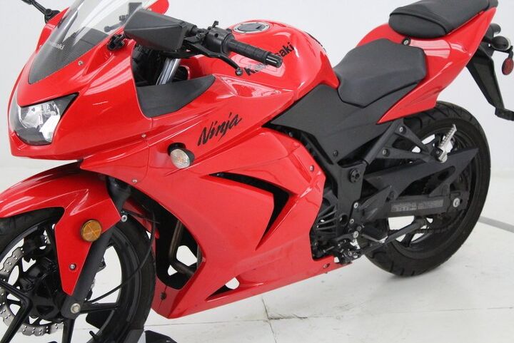 only 7238 miles leo vince exhaust great starter bike the ninja