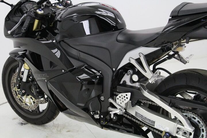 only 2308 miles great color 100 stock 2012 honda cbr