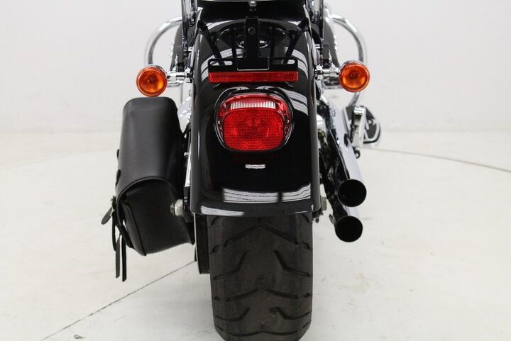 vance hines exhaust upgraded grips upgraded windshield back