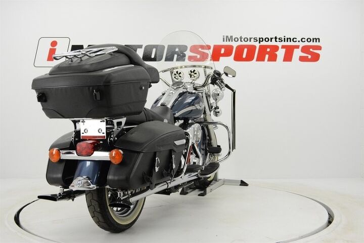 upgraded exhaust saddle bags tour pack w luggage rack windshield engine