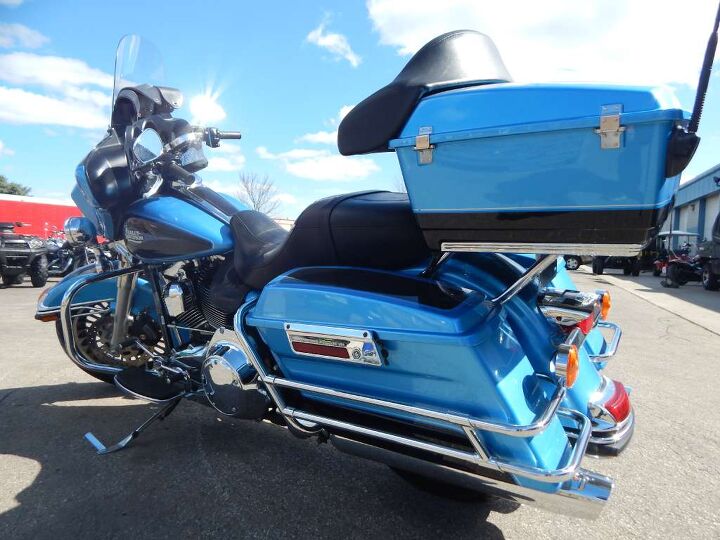 1 owner cruise control audio two tone bagger clean