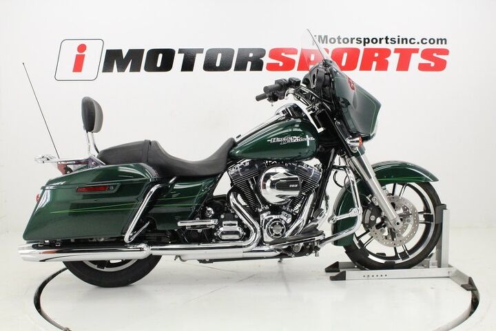 only 7520 miles 2015 harley davidson street glide specialwhen it