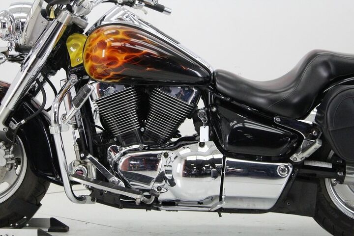 custom paint upgraded exhaust saddle bags engine guard w highway