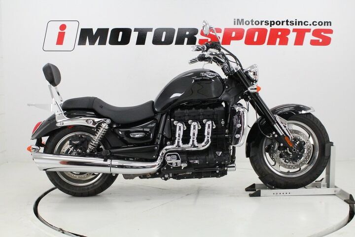only 6295 miles back rest upgraded grips 2012 triumph rocket