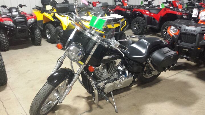 very nice used bike with windshield and saddle bags engine type