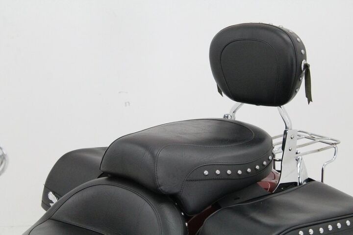 leather saddle bags back rest upgraded mirrors upgraded grips sound