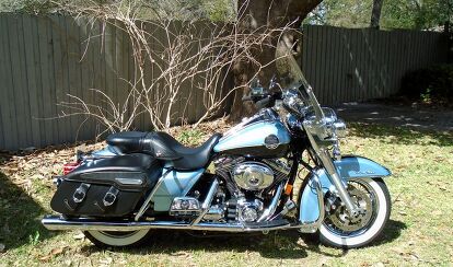 2008 Harley Davidson Road King Classic 96ci Twin Cam & 6 Sp Vance & Hines, Rock Box Stereo