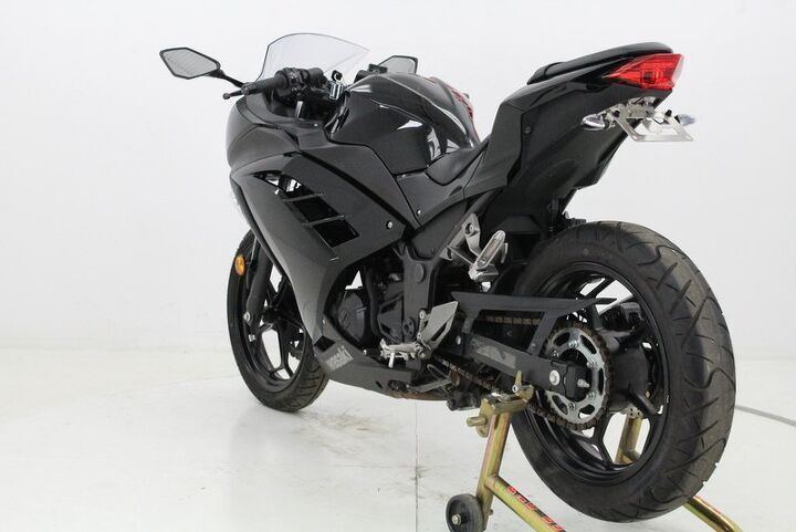only 5281 miles upgraded exhaust fender eliminator 2014