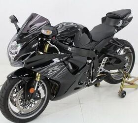 only 7978 miles fender eliminator tinted windshield the brand new