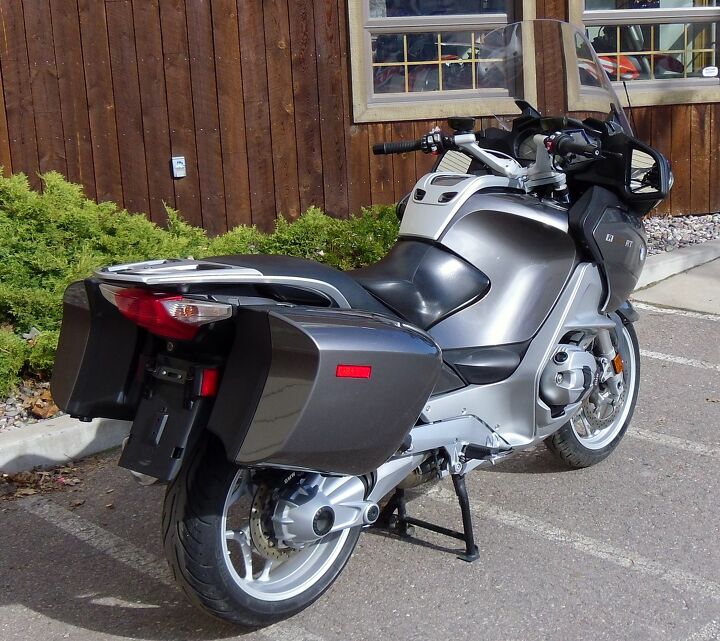 2012 bmw r 1200 rt silver excellent condition low miles only 14499 00 call