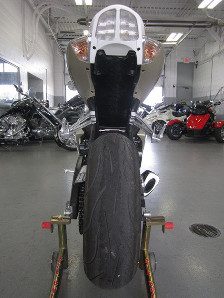 tinted windscreen rear fender eliminator a racer replica that delivers