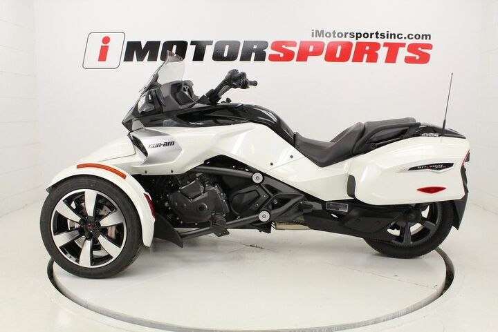 demo unit special only 641 miles 1330 rotax motor 6 speed