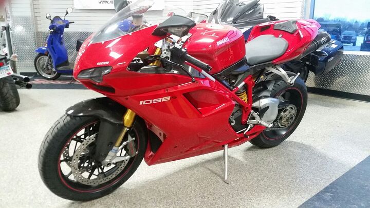 looking for a proper ducati dry clutch big sound and big power this is the