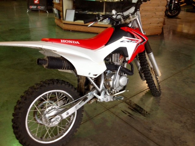 2014 honda crf125f only 10 hours of riding time on this bike tires still have