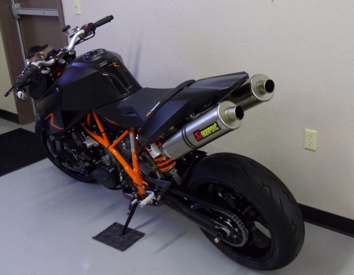 2008 ktm 990 super duke r this bike is loaded with performance includes 